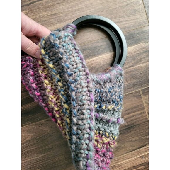 Handknit Purple Blue 13x10 Lined Wood Circle Handle Purse Boho Cottagecore - Picture 4 of 9